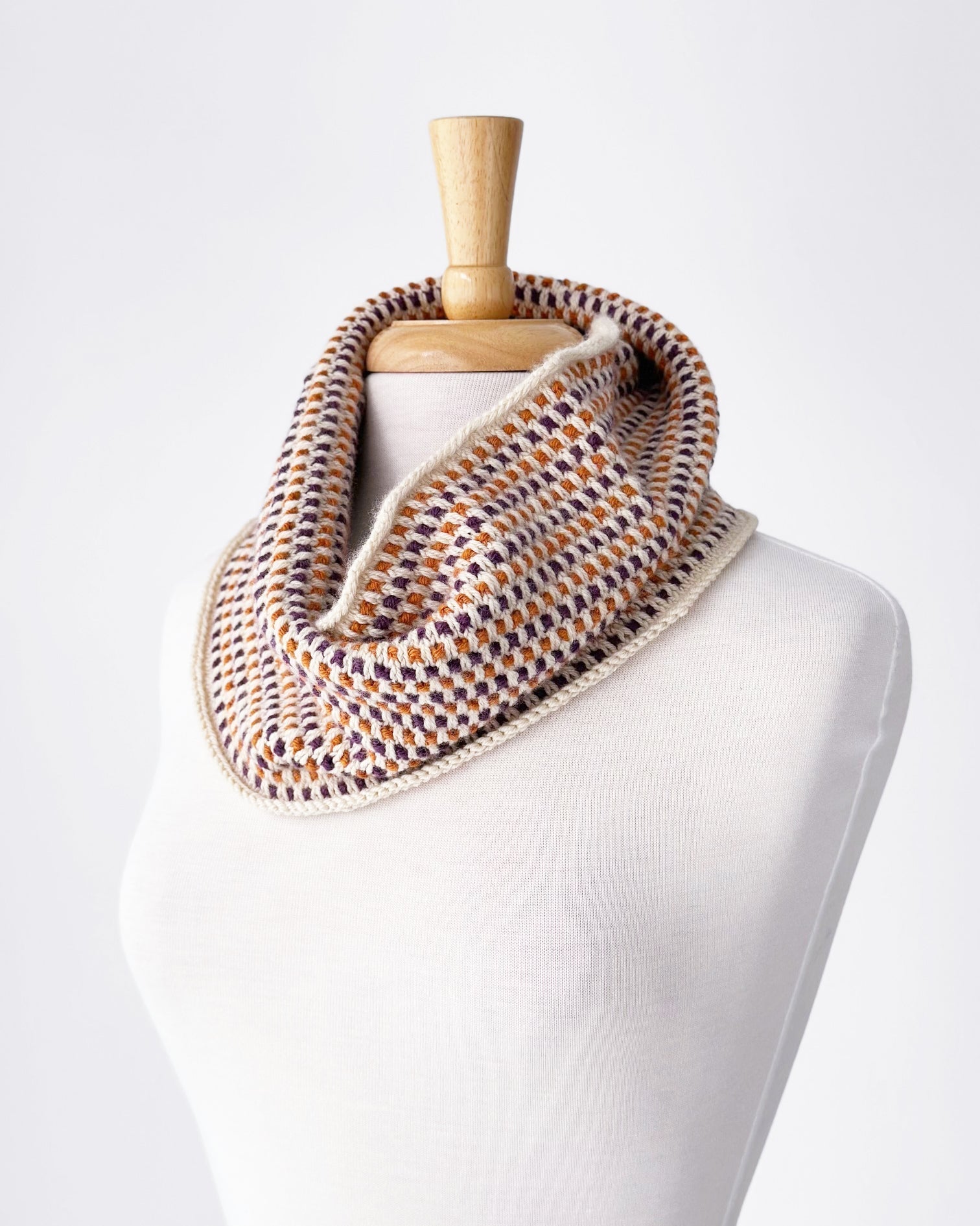 Tulip Cowl in Sandnes Garn Double Sunday