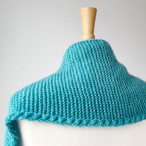 Cabled Shawlette in Loop Petal