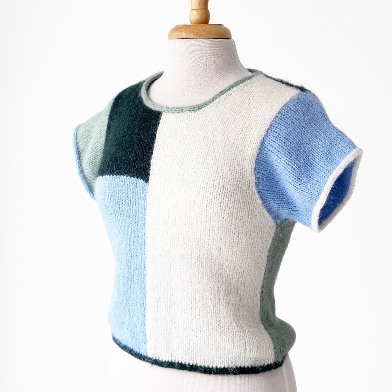 Color Quadrant Crop in MODE at Rowan Softest Alpaca