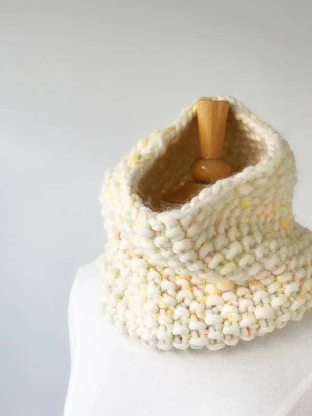 Macro Cowl