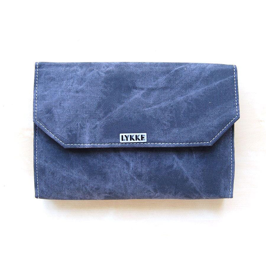 Lykke blue clutch