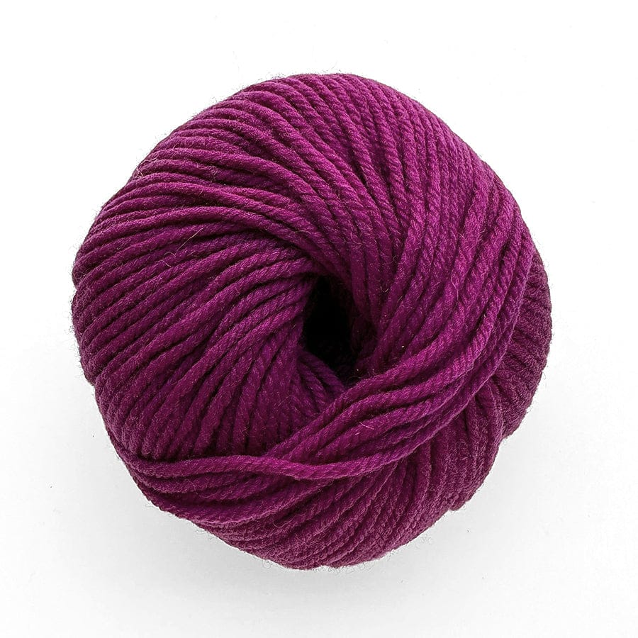 Universal Yarn Deluxe Bulky in Mulberry