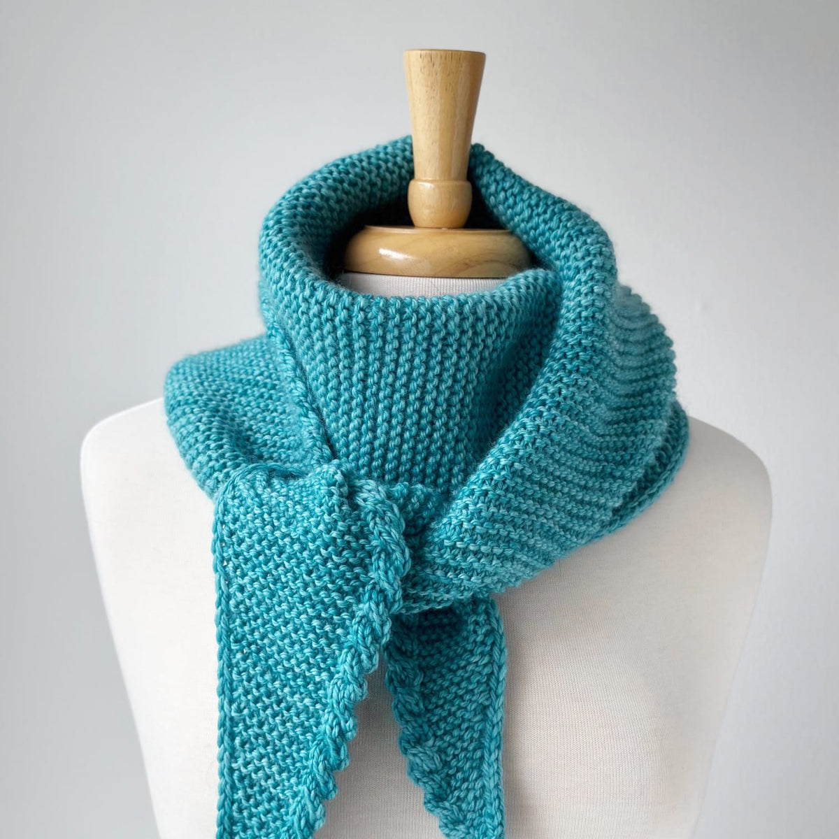 Cabled Shawlette Pattern