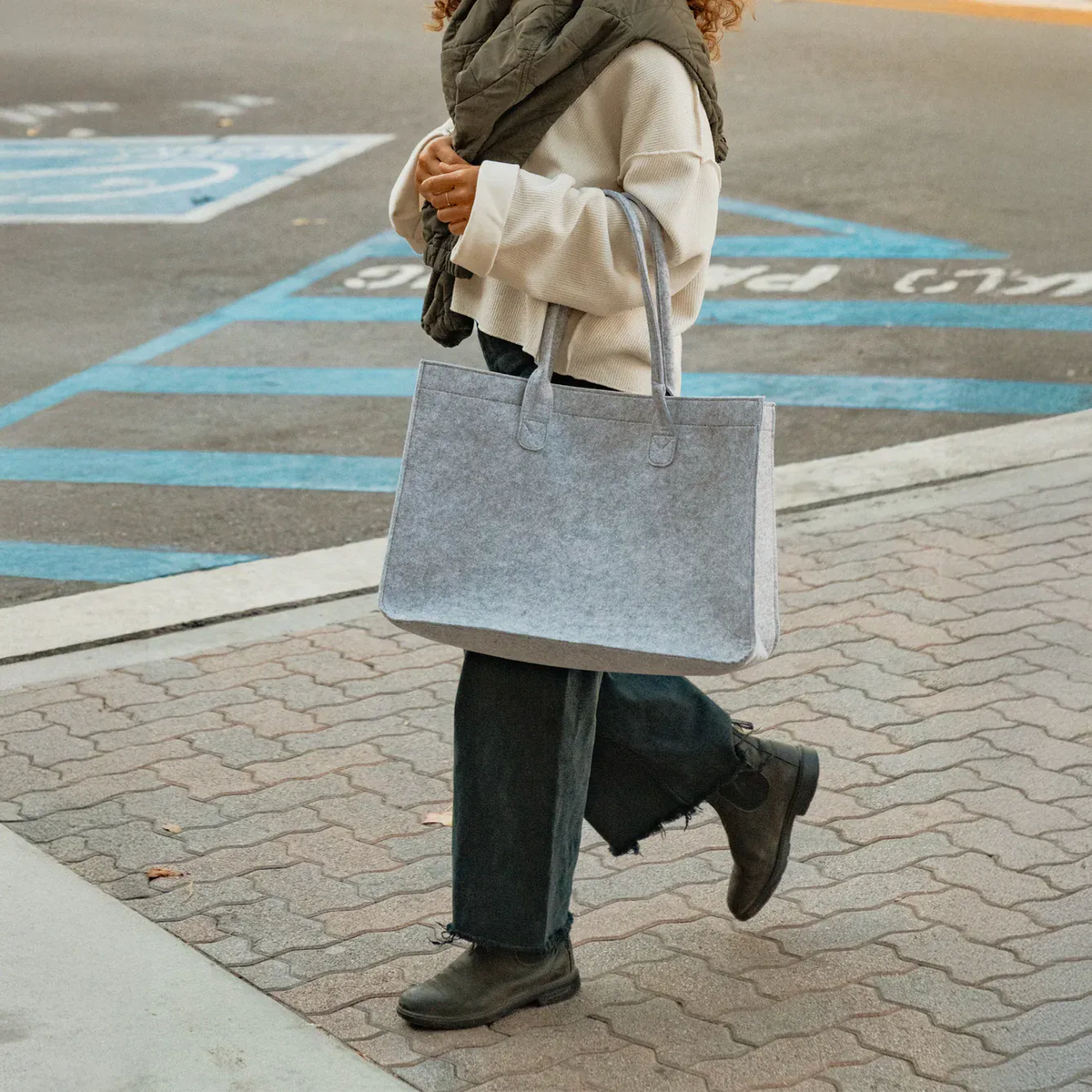 Felt Shopper