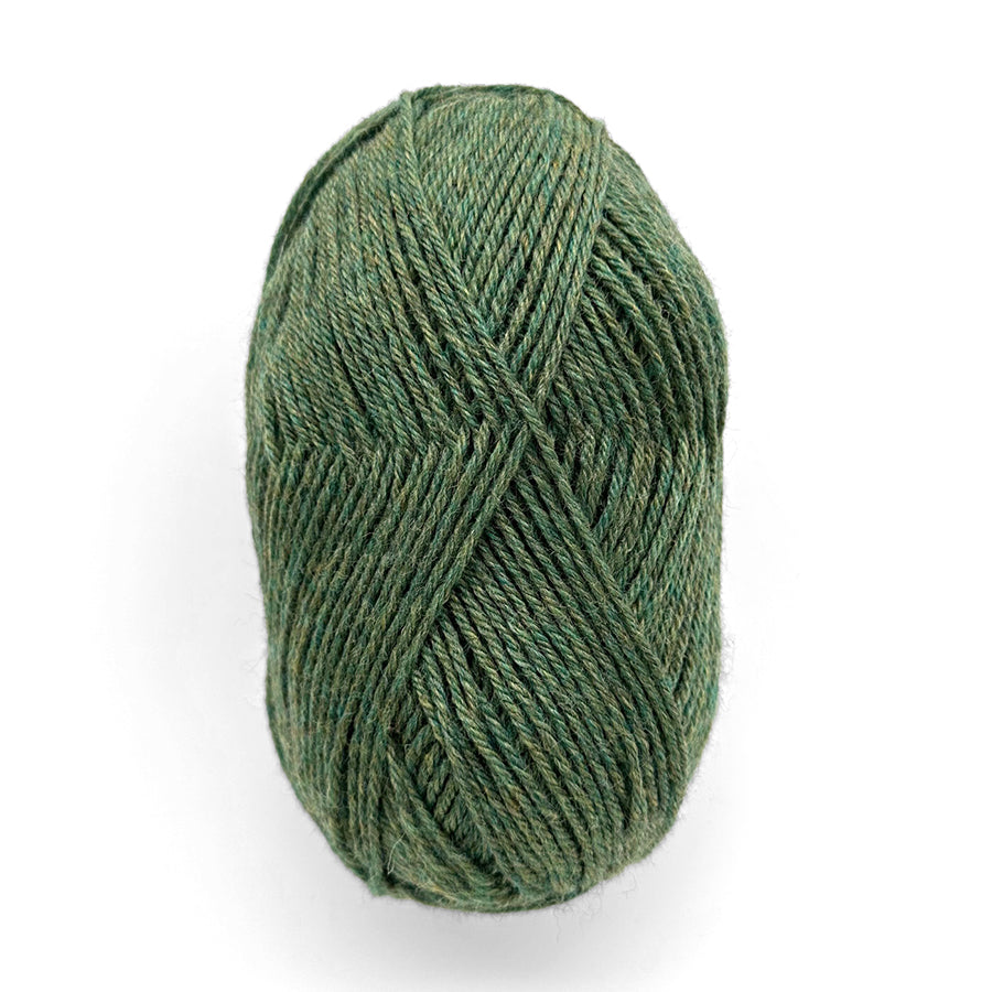 Berroco Lanas yarn in Leaf — 100% Peruvian wool heathered worsted yarn