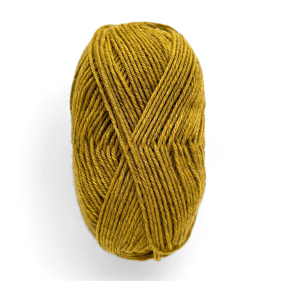 Berroco Lanas yarn in Lime Light — 100% Peruvian wool heathered worsted yarn