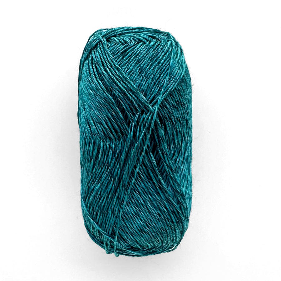 Fisager Trio 2 Petroleum yarn ball
