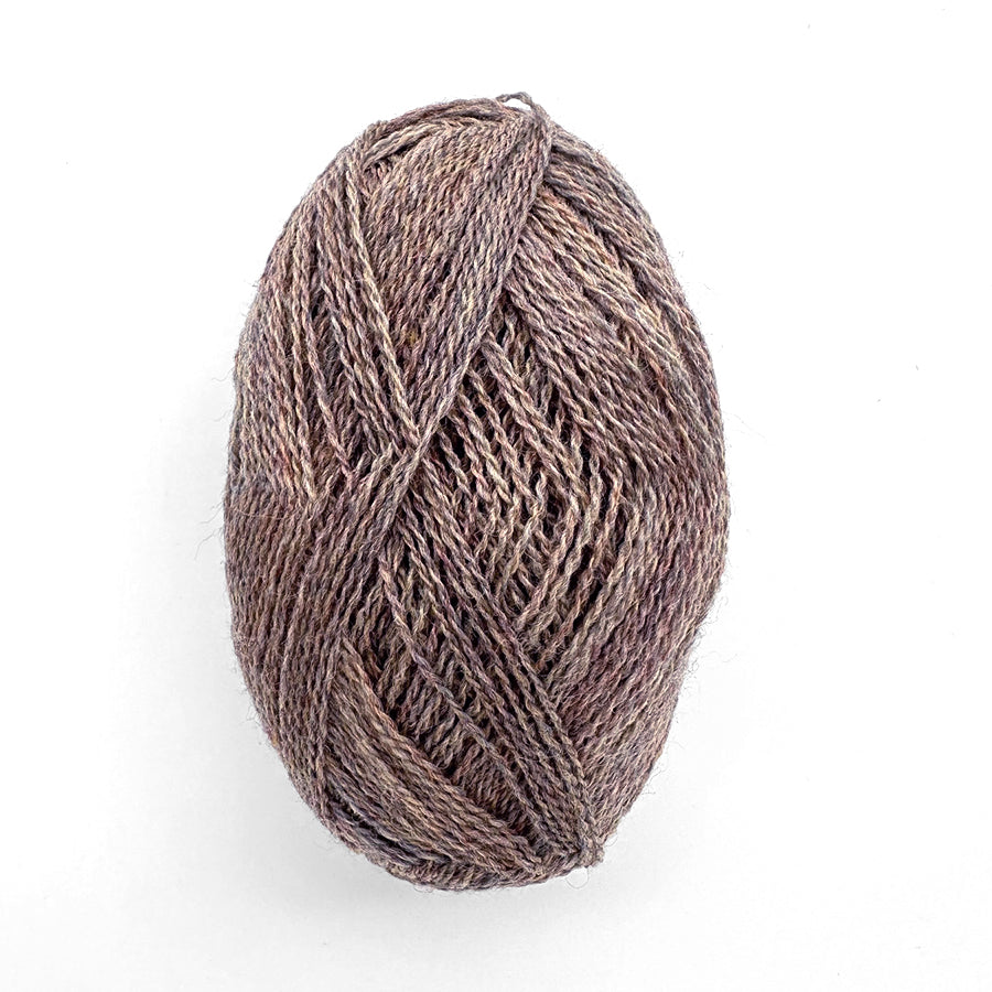 isager highland wool in stone