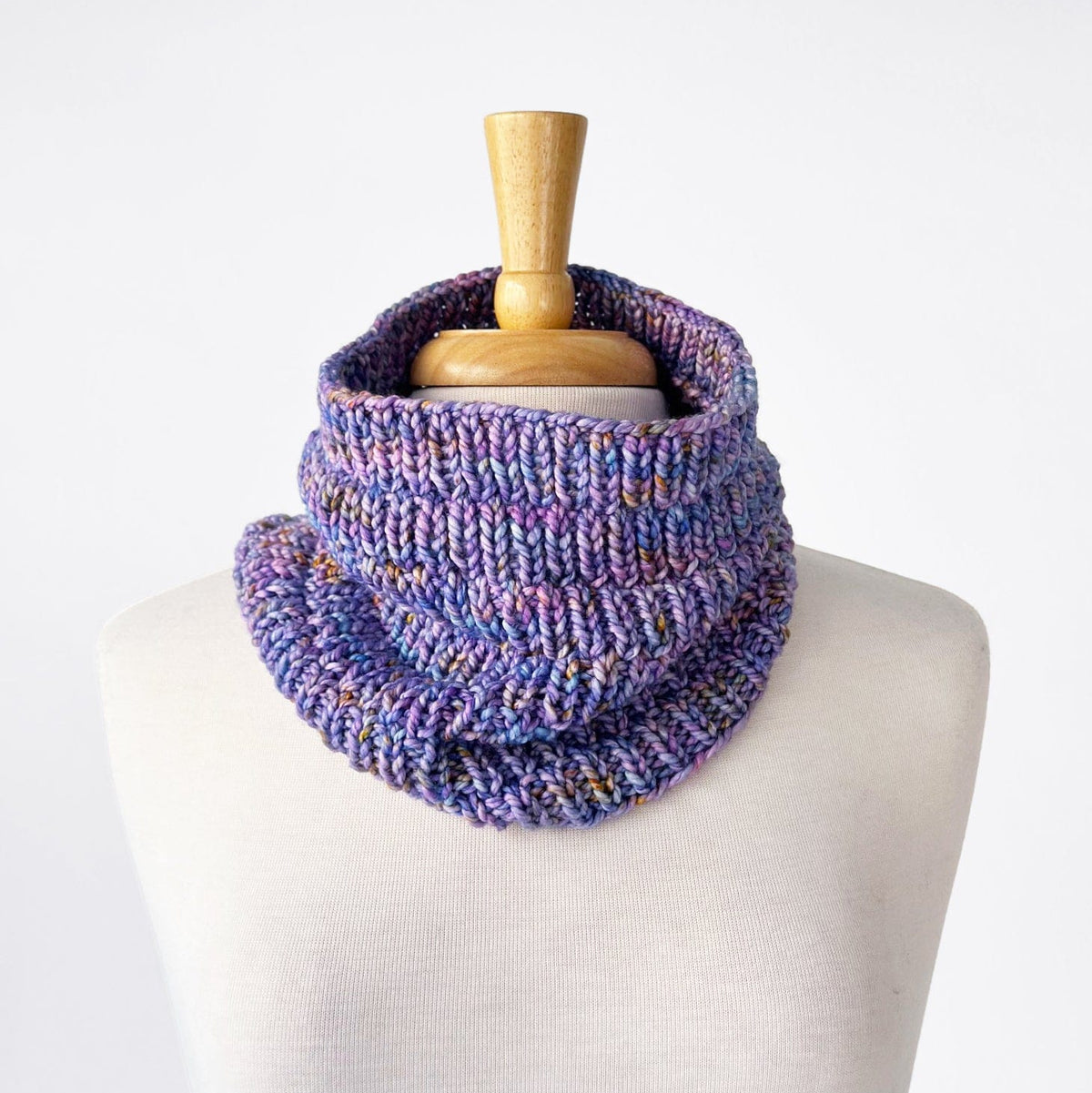 Malabrigo Vientos Cowl in Purple
