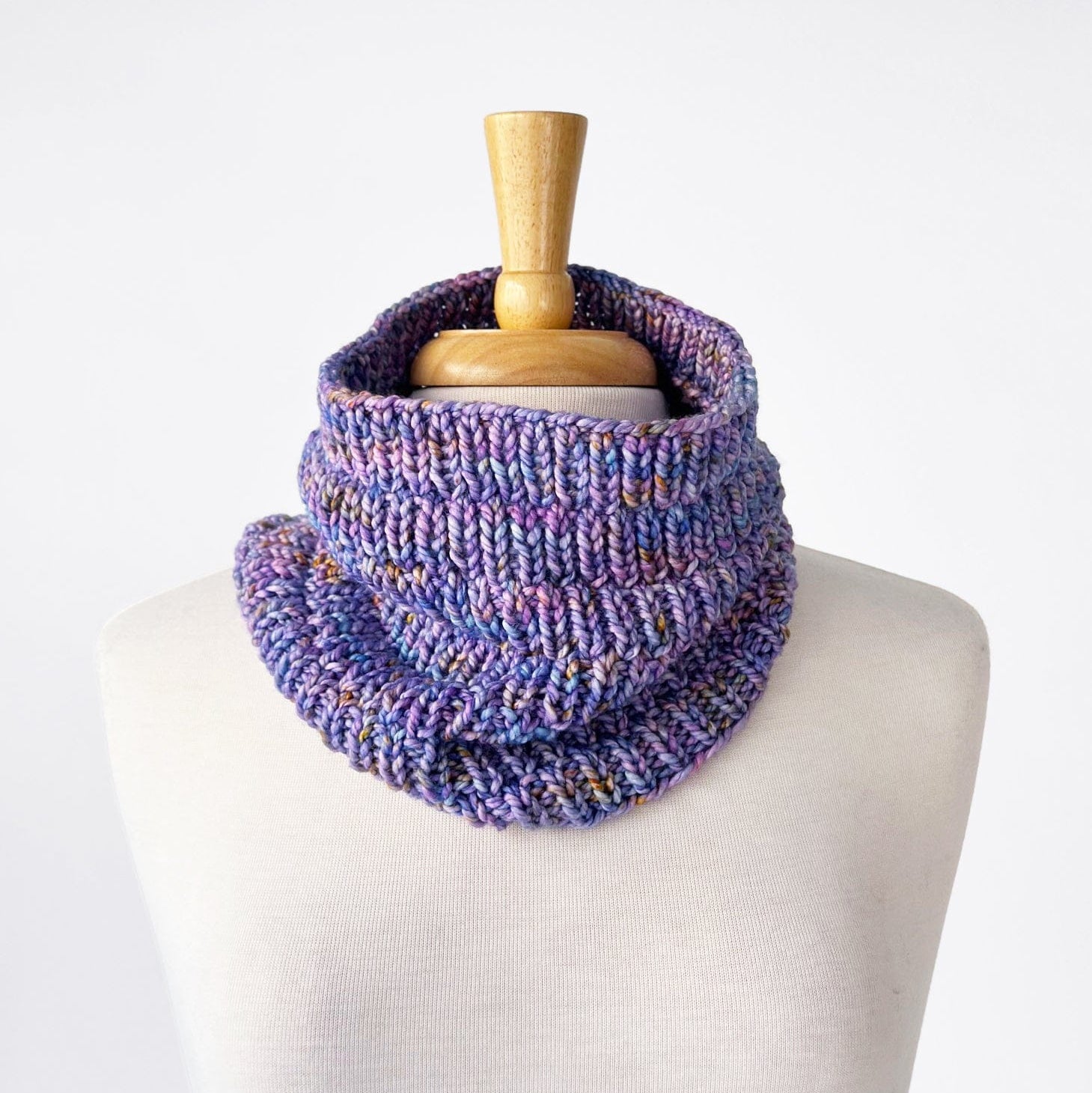 Malabrigo Vientos Cowl in Purple