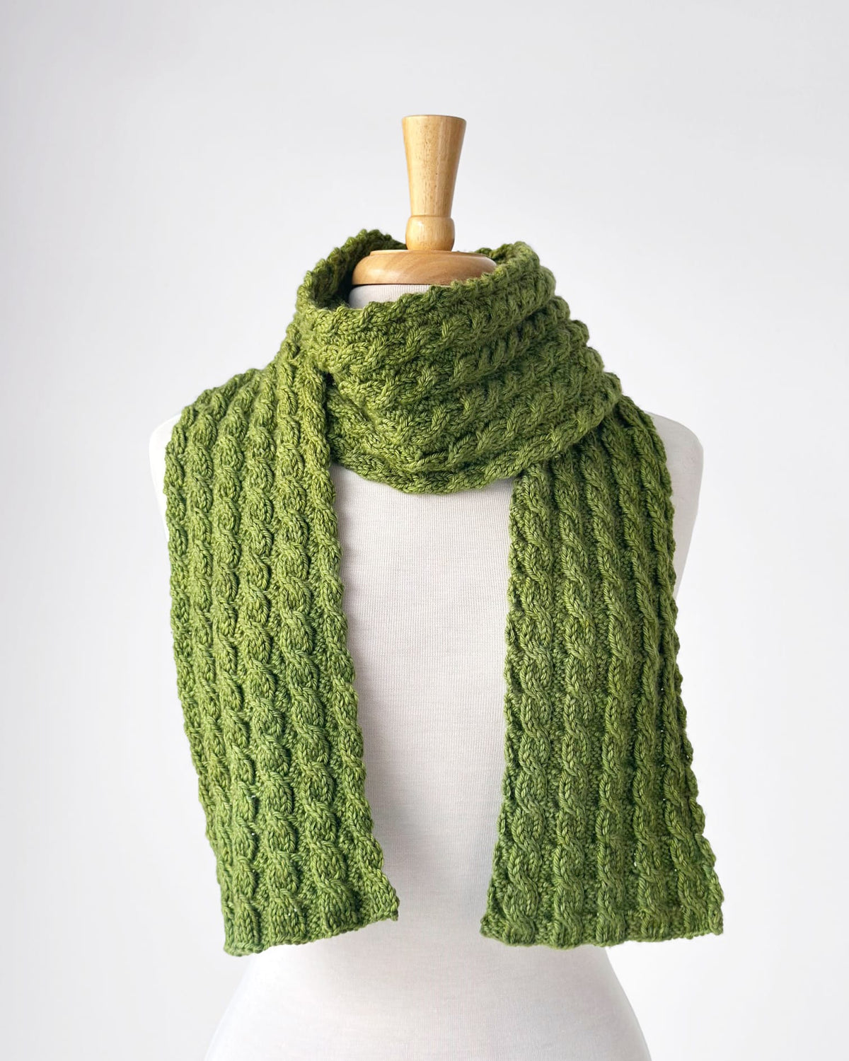 Reversible Cable Scarf Pattern