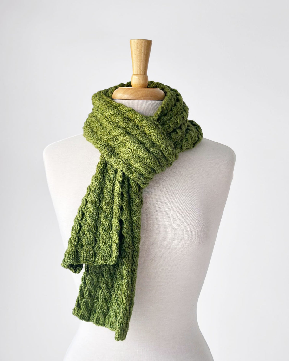 Reversible Cable Scarf Pattern