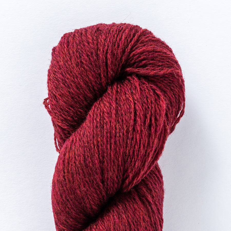 Le Petit Lambswool in Norwegian red.
